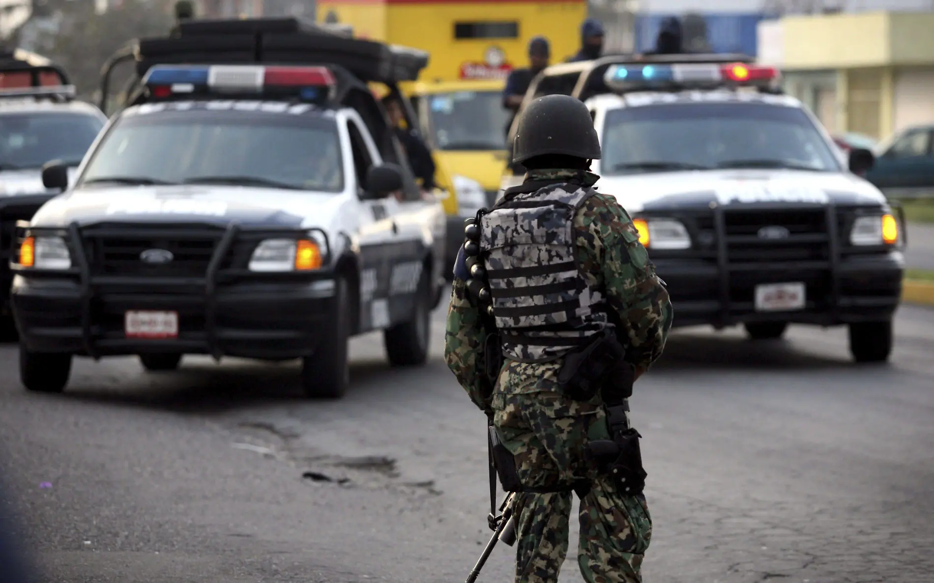 332525_Desaparición Policía -7_impreso